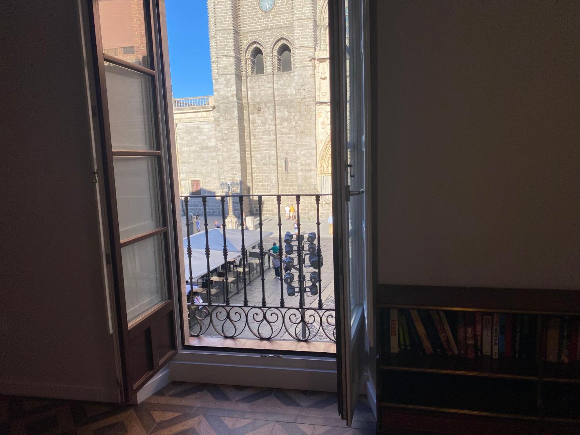 Apartamento Altior Catedral Homes Ávila Luaran gambar