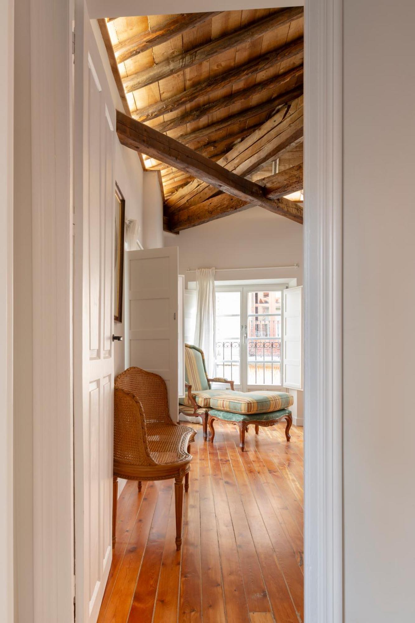 Apartamento Altior Catedral Homes Ávila Luaran gambar